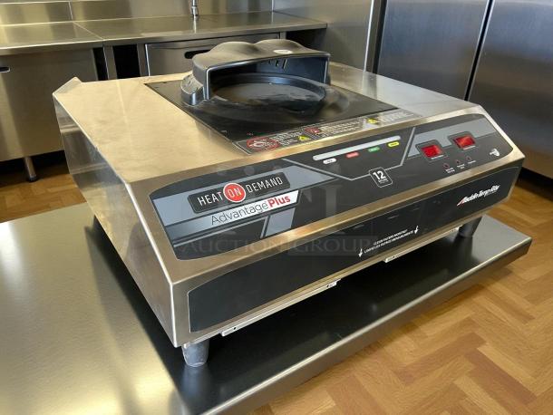 Aladdin Temp Rite ADV700 Heat On Demand Advantage® Plus Activator in great condition, 208-240V, tested and working.