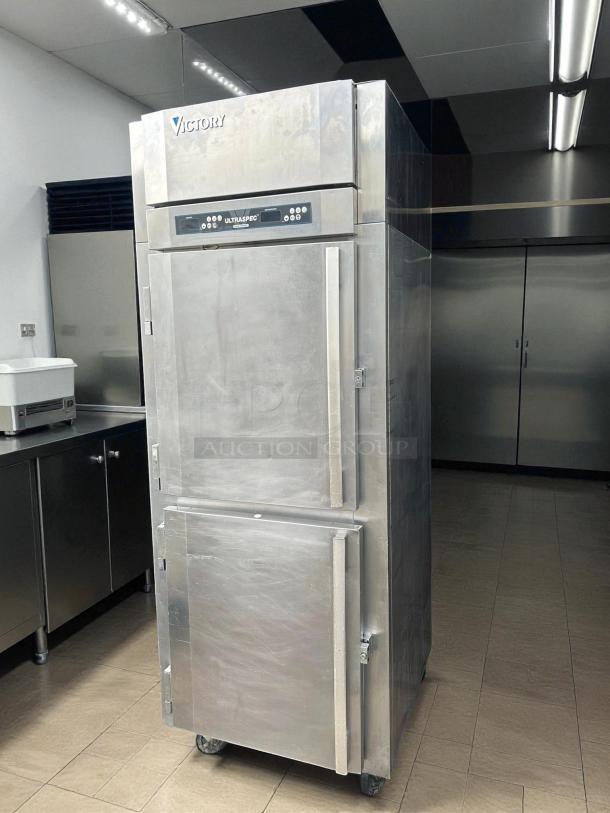 Victory RFS-1D-S1-HD-HC Ultraspec dual temp refrigerator-freezer in stainless steel, tested and working.