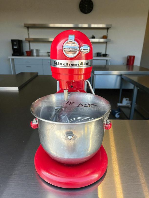 KitchenAid KSM55 5.5 Quart Bowl-Lift Stand Mixer in great condition. Red color, tested and working.