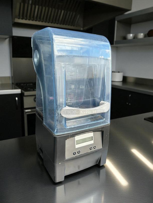 Vitamix 036019-ABAB The Quiet One Blender, 48oz., 3 HP, complete set. Features sound enclosure. Used, excellent condition.
