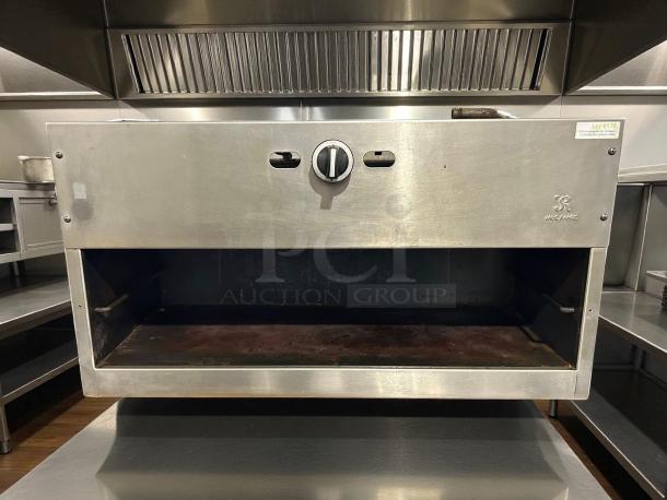 Jade JCM-36 RMT 36" gas cheesemelter, manual controls, stainless steel, great condition, tested and working.