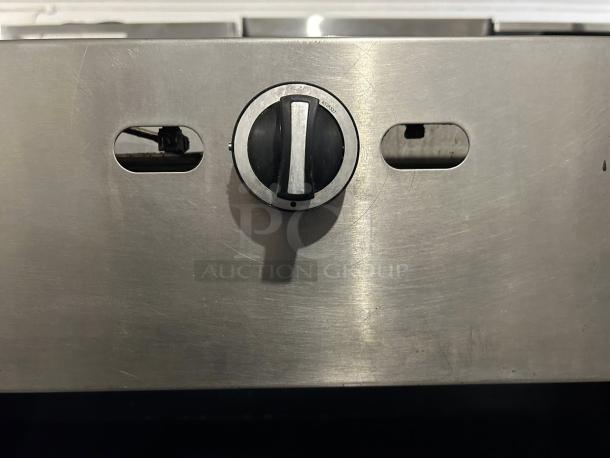 Jade JCM-36 RMT 36" Gas Cheesemelter, manual controls, stainless steel, great condition, tested, working.