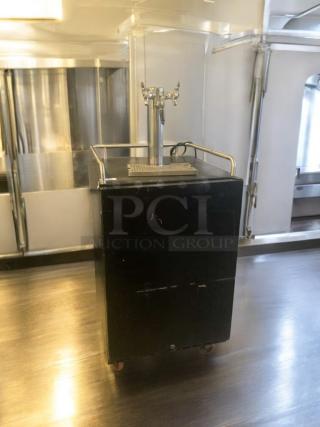 EdgeStar BR7001BL commercial kegerator cooler, pristine condition, 115V, fully tested, dual tap, ready to use, metal frame.
