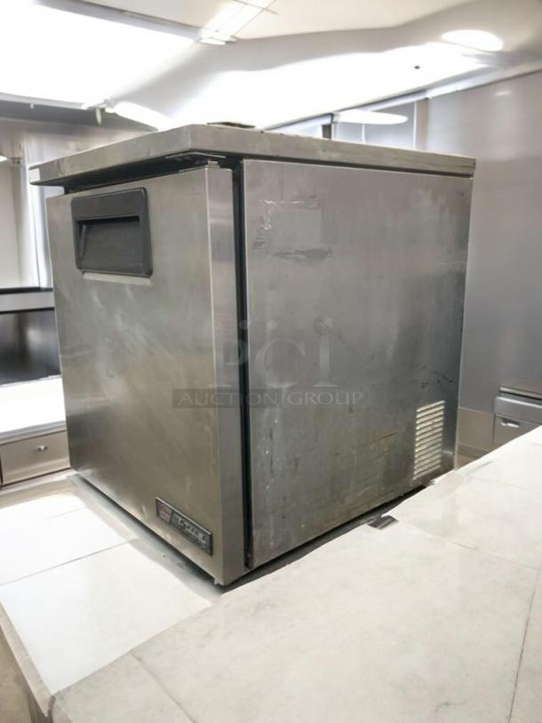 True TUC-27-LP undercounter refrigerator, stainless steel, prime condition, fully tested, visible True logo plate.