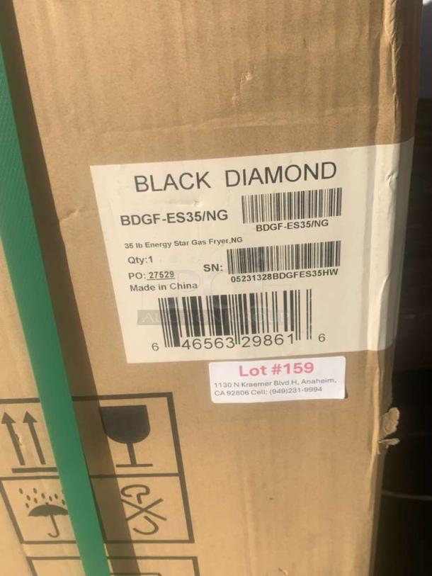 Brand new Black Diamond BDGF-ES35/NG 35 lb Energy Star gas fryer in box. Mint condition, made in China, Lot #159.