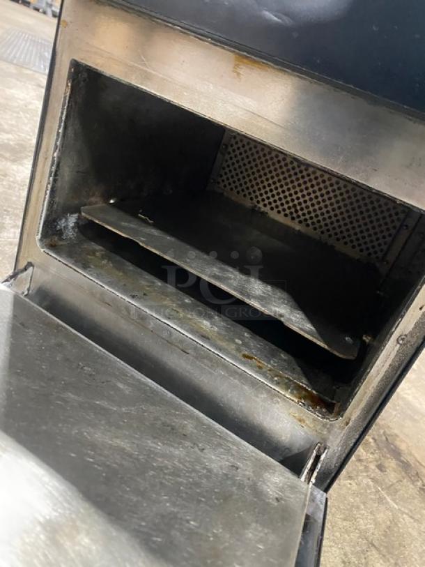 MerryChef Eikon E2S rapid cook oven, black, countertop model, electric, 208/240V, shows interior condition.