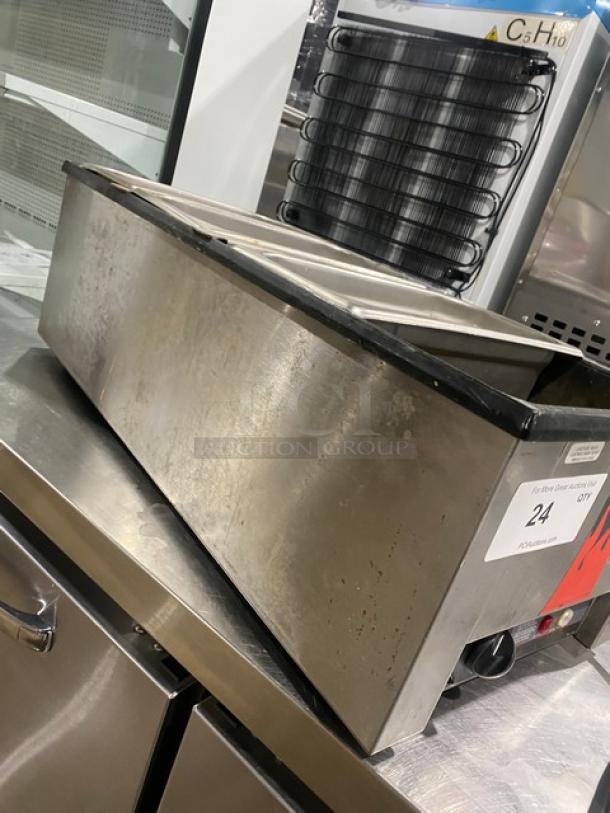 Vollrath Cayenne Series stainless steel countertop single bay electric food warmer, model T43R, 120V, used condition.