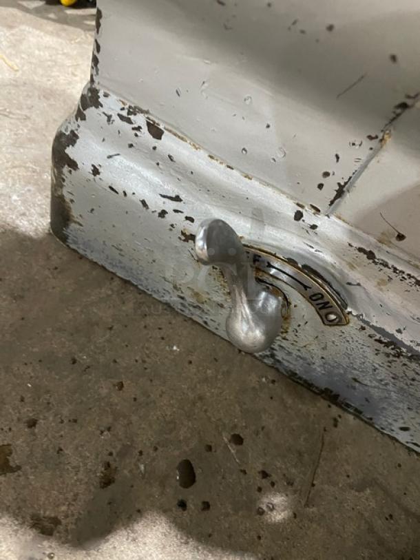 Hobart Commercial Countertop Buffalo Chopper, Model 84142. All stainless steel, visible wear. Serial No. 1551292, 115V 1 Phase.