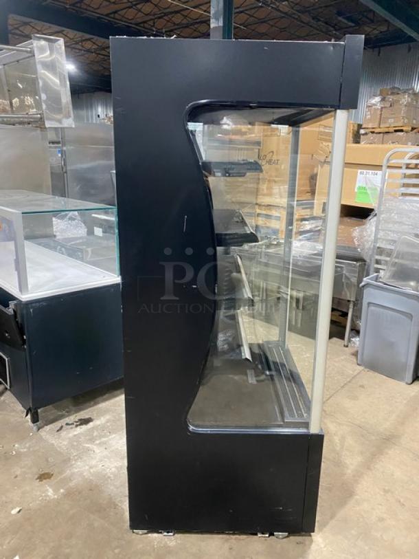 Avantco 189BVAC36HC Grab-N-Go Merchandiser, open refrigerated display case, black and glass, excellent condition.