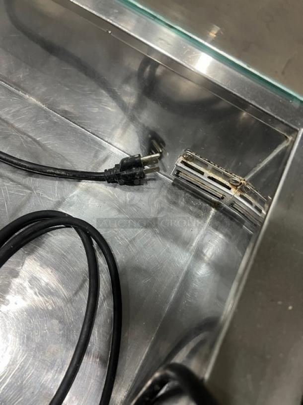 All stainless steel refrigerated cold rail with sneeze guard, model GPZ225AETL. Includes cords; 110/115V, 1 Phase.