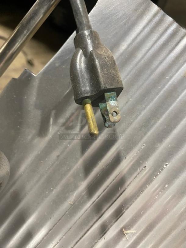 Hobart EDGE electric meat slicer plug, medium duty, 120V, serial 21-1005506, countertop model on legs.