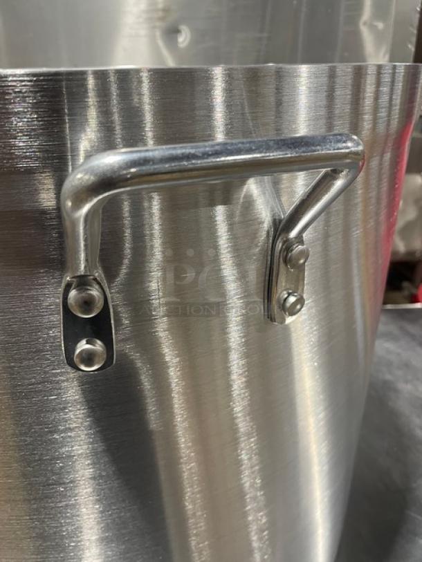 BRAND NEW Adcraft 120 Quart Brazier Pot, Hyperion 3 Series, Model H3SP120, features sturdy metal handles.