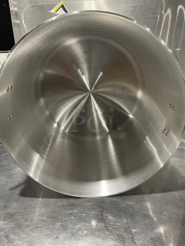 Adcraft Hyperion 3 Series 120 Quart Brazier Pot, Model H3SP120, stainless steel, brand new, with sturdy handles.