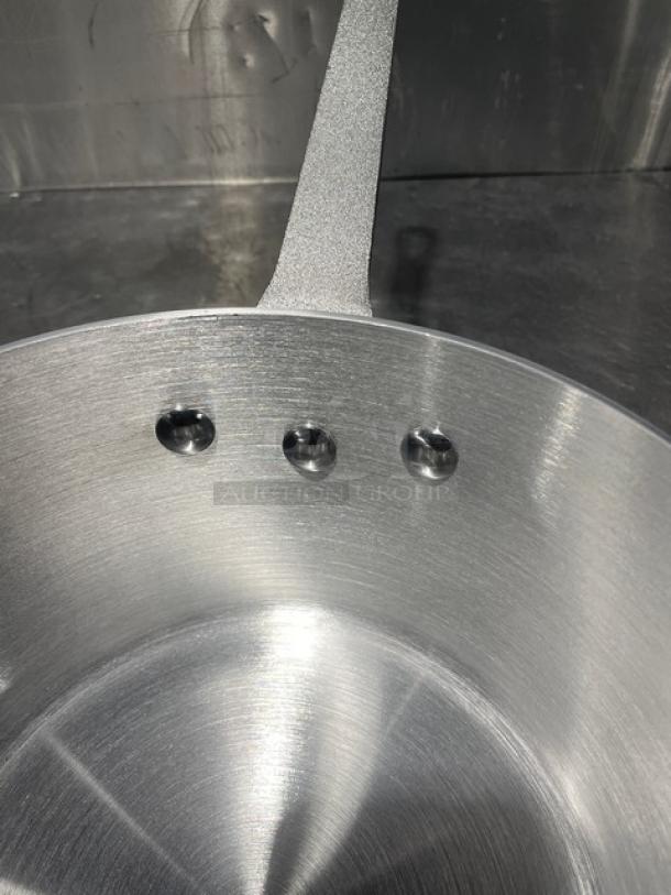 Adcraft Hyperion 3 Series tapered saucepan, model H3-TSP4, new condition, riveted handle, stainless steel finish.
