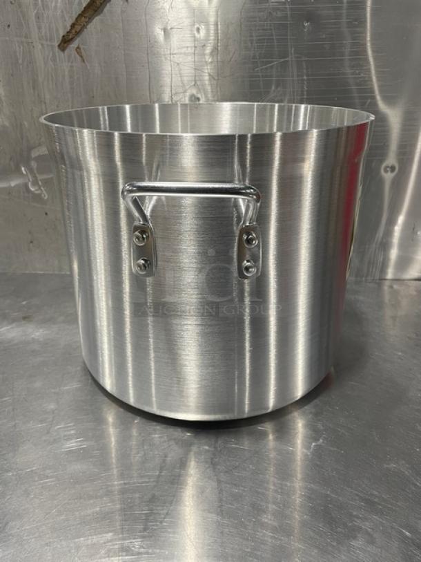 Adcraft 24 Quart Stock Pot, Model H3-SP24, Hyperion 3 Series, brand new, robust handles, stainless steel finish.