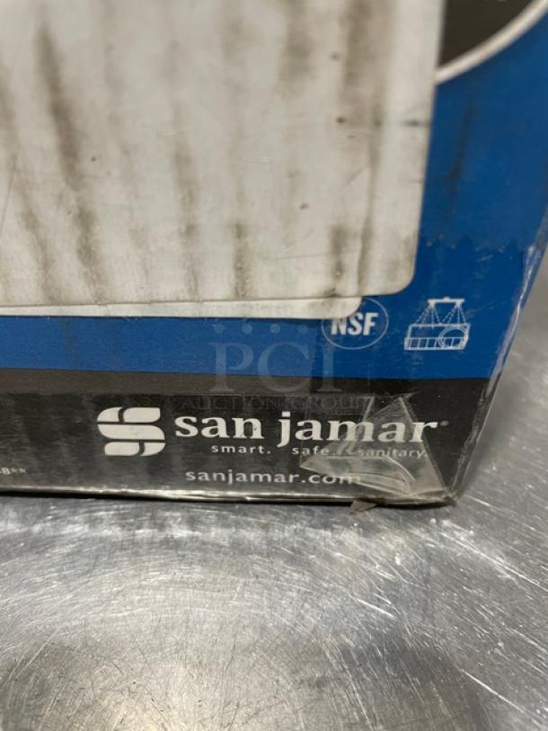 New San Jamar Saf-T-Grip Bar Boards box, featuring integrated anti-slip grips. Brand logo and NSF certification visible.