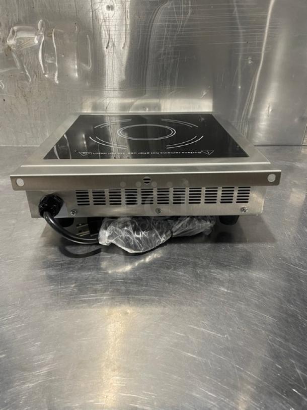 Adcraft INDB120V 2015 induction cooker, stainless steel, new condition, single burner, commercial countertop model.