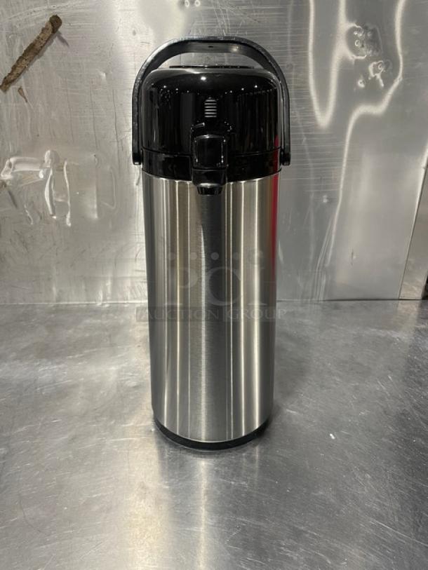 NEW Service Ideas 2.5L Push Button Air Pot, Model ECA22S, Eco Air Series, stainless steel, glass lined, new in box.