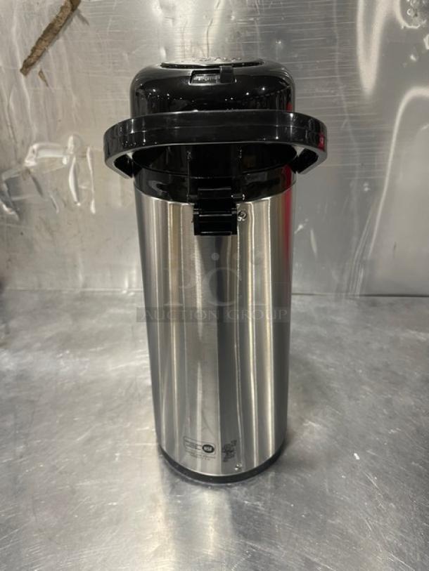 Service Ideas 2.5L Air Pot, Model ECA22S, Eco Air Series, glass-lined, push-button, stainless steel, new in box.