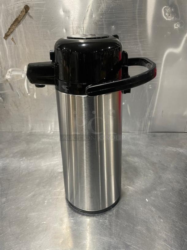 Service Ideas Model ECA22S Air Pot, 2.5L, stainless steel, push button, glass lined, new in box, Eco Air Series.