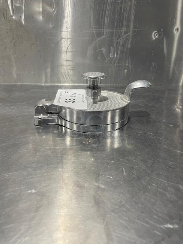 Adcraft Aluminum Hamburger Mold, Model AHM-5, new condition. Features adjustable press mechanism, ideal for uniform patties.