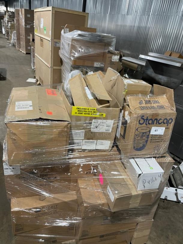 Mixed pallet with multiple commercial food containers: Lime Green Bottlebox, Sabert Pulp Wedge Lids, Cambro Camsquare, and more. Brand new, boxed.
