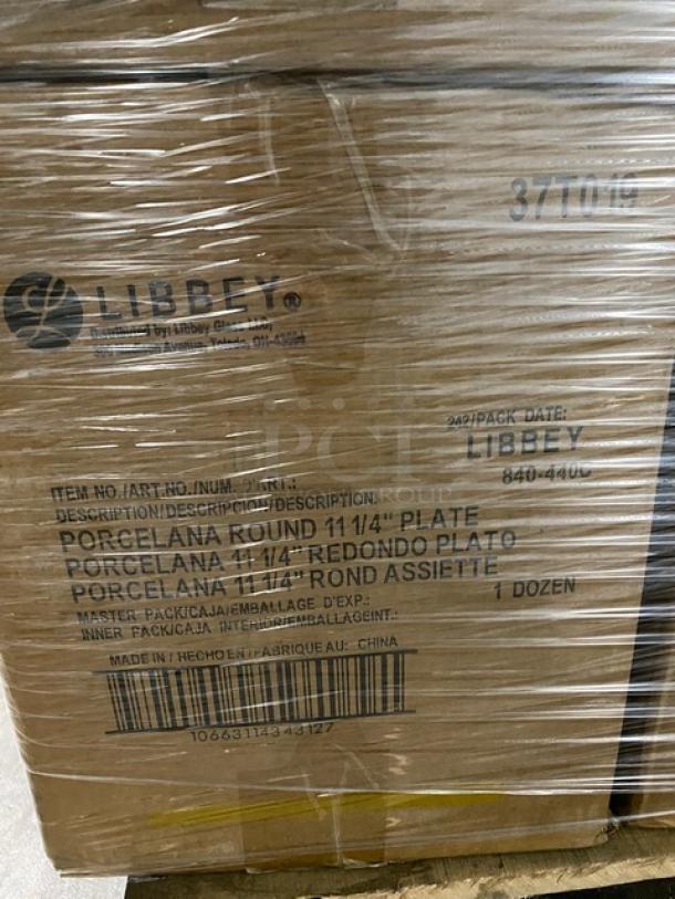 Mixed pallet of commercial kitchenware featuring Luigi Bormioli glasses, Carlisle ramekins, Steelite knives, Libbey plates, Right Choice napkins. Boxes show model numbers and quantities.