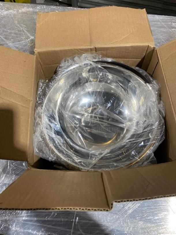 Brand new Vollrath 4 Qt. stainless steel mixing bowl, model 47934, in original packaging, pristine condition.