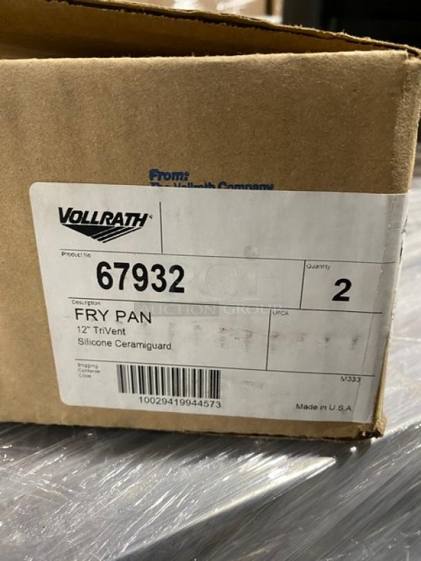 Vollrath Wear-Ever 12" Fry Pan, CeramiGuard II Non-Stick, Black TriVent Silicone Grip, Model 67932, New in Box, Qty 2.