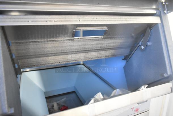 BRAND NEW Scotsman FS1222A-32B Flake Ice Machine with ICS730-A Storage Bin, stainless steel, 652 lb capacity, 208/230V, 1 phase.