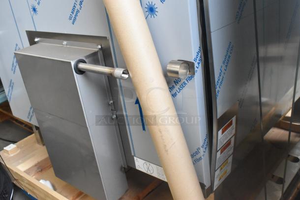 Brand new 2023 Henny Penny FPGM22172007 stainless steel gas combi convection oven, 200,000 BTU, scratch and dent condition.