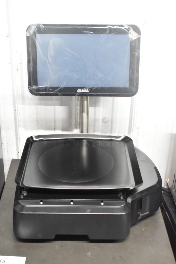 BRAND NEW Hobart HTi-SSLSC 30 lb. metal commercial scale with label printer. Scratch and dent. 120/208-240V, 1 phase.