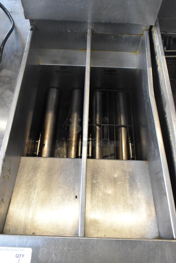 Pitco Frialator SG14T deep fryer, stainless steel, 100,000 BTU, natural gas, includes 2 metal fry baskets, commercial use.