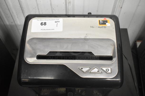 Staples SPL-TXC12MA Countertop Shredder, 120 Volts, 1 Phase, good condition. Features control buttons and status label.