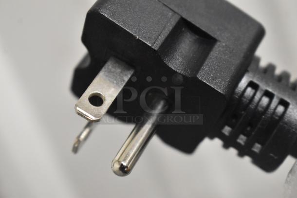Close-up image of a black power plug for the Avantco 184T3600D conveyor toaster.