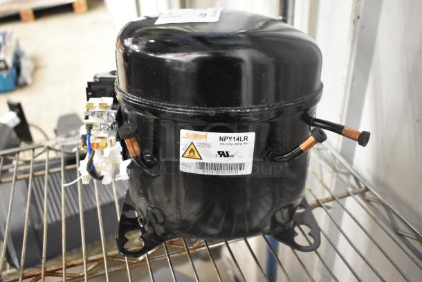 Brand new Cubigel Avantco 178NPY14LR compressor. R290, 115-127V, 1 phase. Minor scratches, readable label with specs.