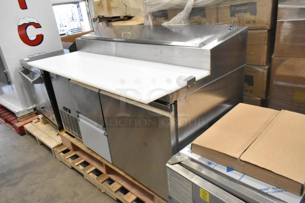 Brand new Avantco 178SSPPT260 stainless steel pizza prep table with 2 drawers, door, slight scratches. 115V, 1 Phase.