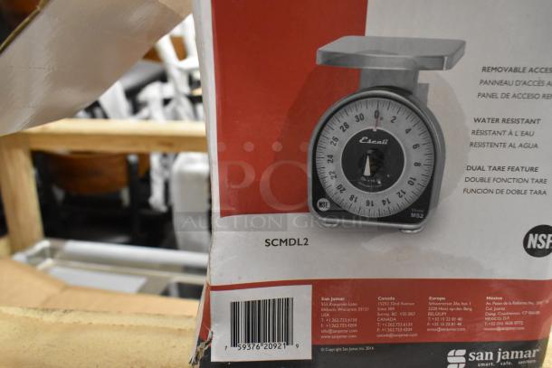 Brand new San Jamar/Escali SCMDL2 2 lb. mechanical dial scale. Features water resistance, dual tare. Scratch and dent condition.