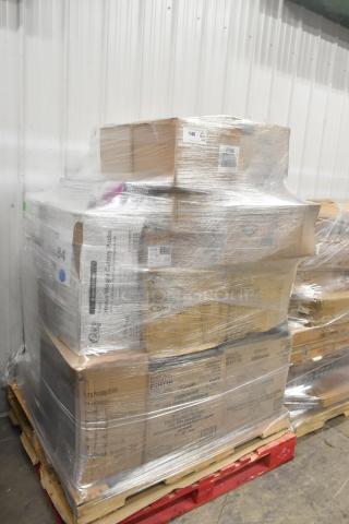 Pallet of 24 new scratch-and-dent items including boxed sandwich bags, shopping bags, straws, lids, hot cups, containers.