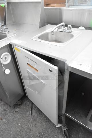 Metal Single Bay Portable Sink on Commercial Casters. - Item #1223248