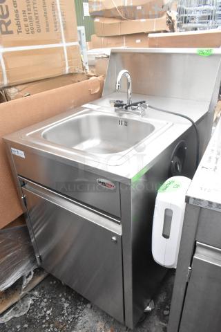 QualServ Stainless Steel Single Bay Portable Sink on Commercial Casters. - Item #1223250