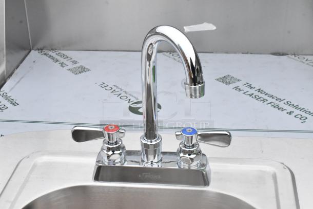 QualServ stainless steel portable sink with single bay, commercial casters, and OptiFlow faucet; new condition.