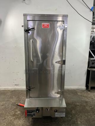 Town SM-24-R-STD natural gas 24" galvanized steel smokehouse with right door hinges, commercial-grade, 45,000 BTU.