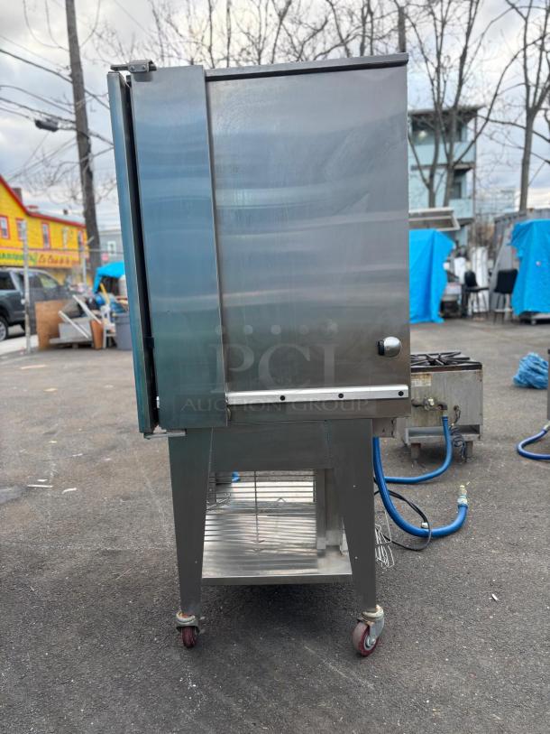 Cleveland Combi Oven-Steamer OGB-10, stainless steel, on wheels. Durable, versatile cooking appliance for professional kitchens.