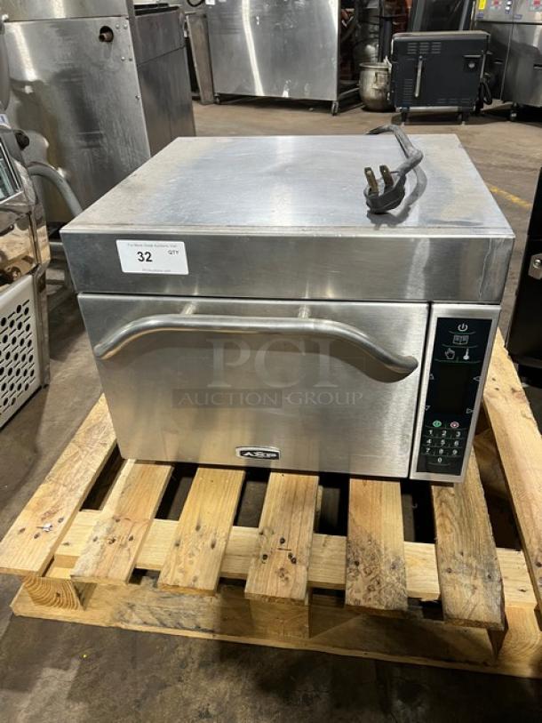 Amana AXP20 rapid cook oven, stainless steel, electric powered, includes wired racks, model AXP20, SN: 1106101609.