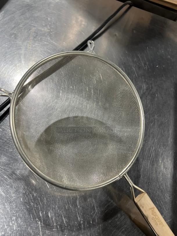 NEW Adcraft commercial stainless steel strainer with wooden grip handle; heavy duty, durable, perfect condition.