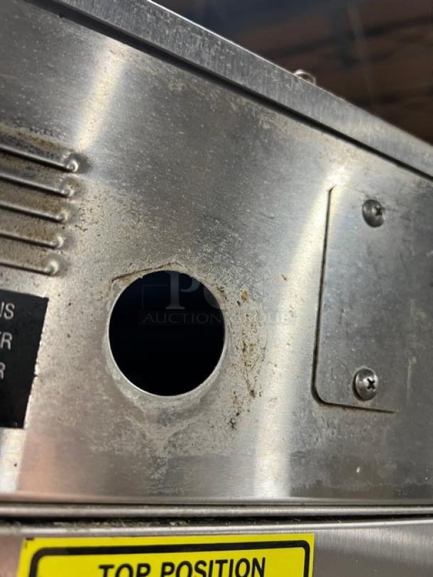 Alto-Shaam Halo Heat 1000-TH/I commercial oven, stainless steel, visible wear, wire racks, model 1000-TH/I, 208-240V.