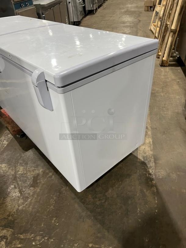 KoolMore SCF20C chest freezer, 2024 model, white, with poly coated wire basket, 115V, commercial grade.