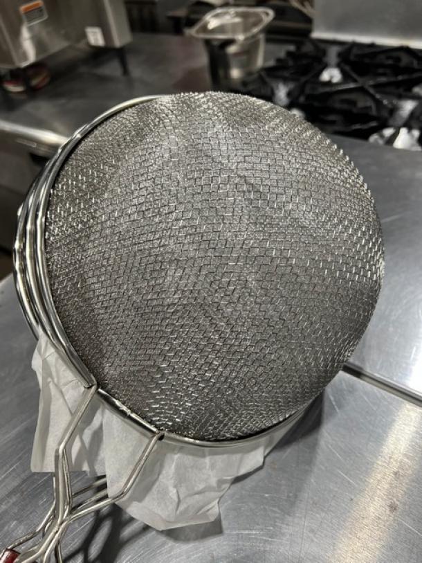 NEW Adcraft DSM-10 Deluxe 10" double mesh strainer in stainless steel, pristine condition, ideal for fine straining.
