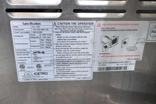 Wellspring SSI-143S stainless steel soft serve machine label details specifications, 220V, 1 Phase, commercial use.